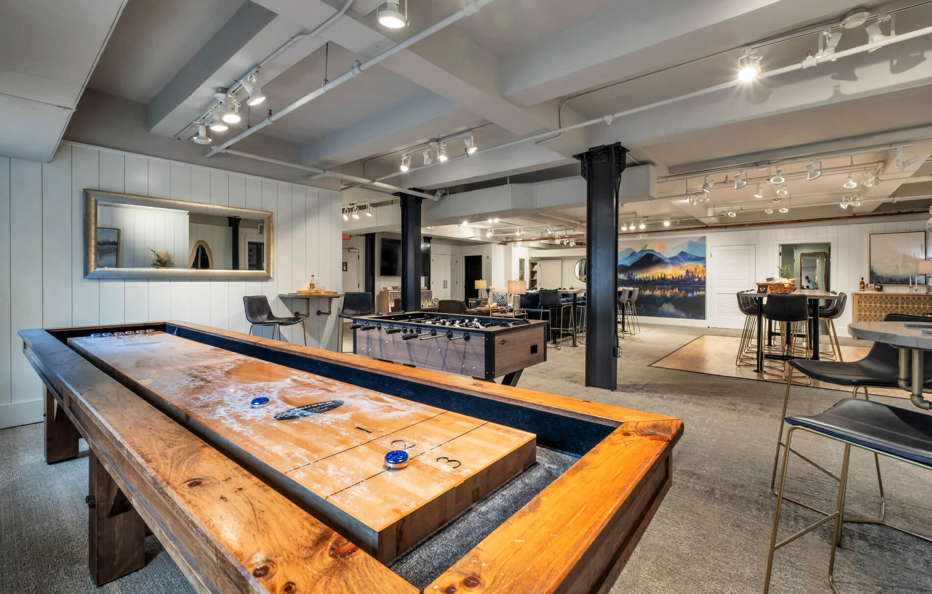Suite 300 · Game Room